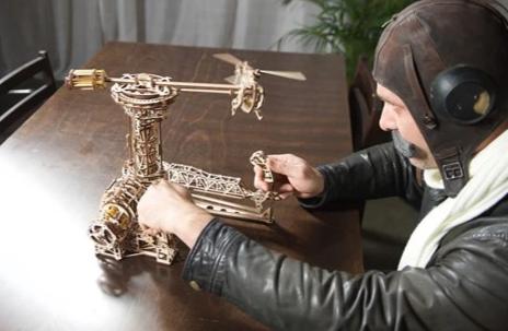 MW. Wooden Mechanical Assembly of Birthday Gifts for Pilots Gift Model